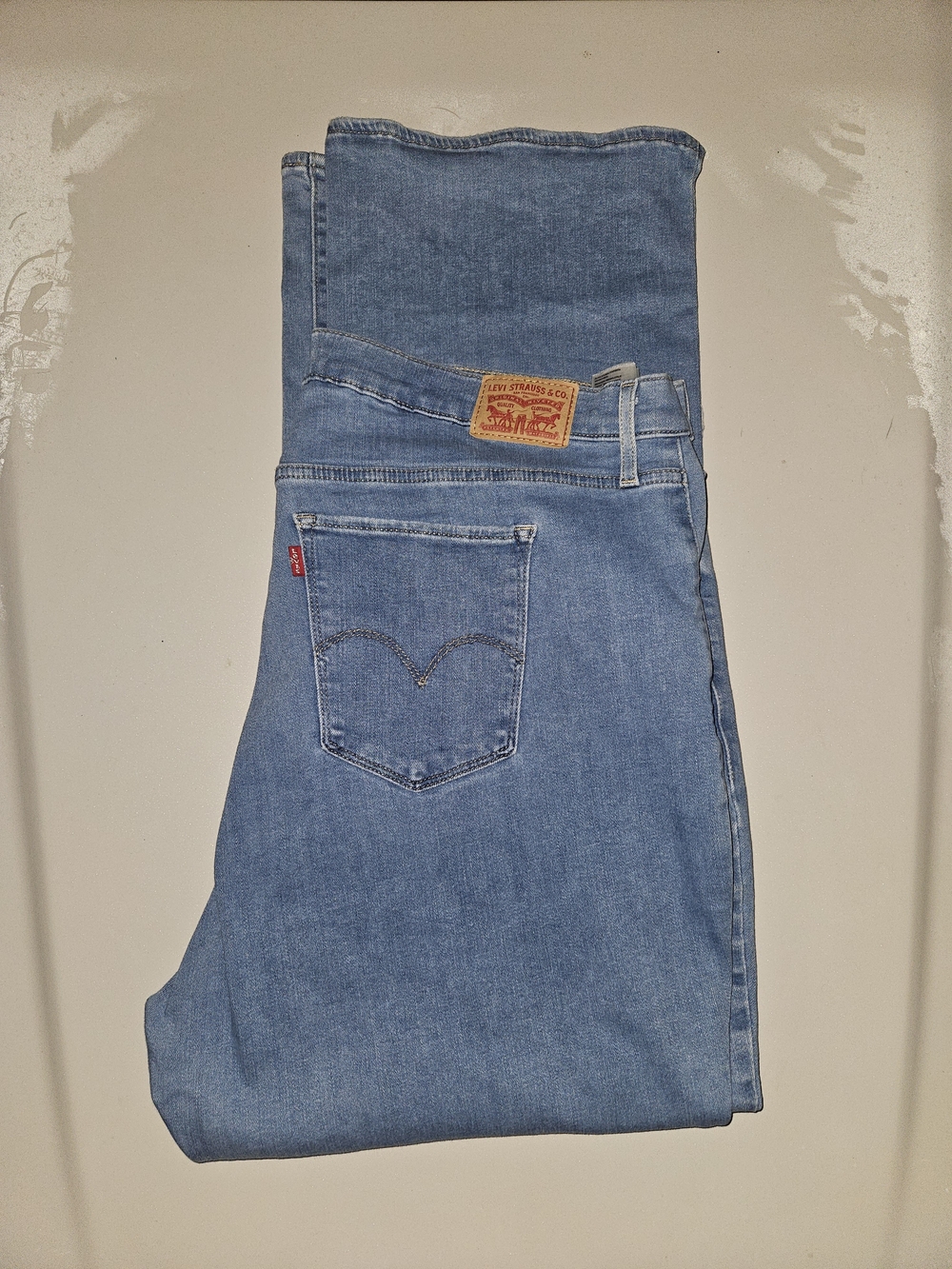 Plus Size Levi's 725 High Rise Bootcut Jeans-700 Collection- Medium Light Wash